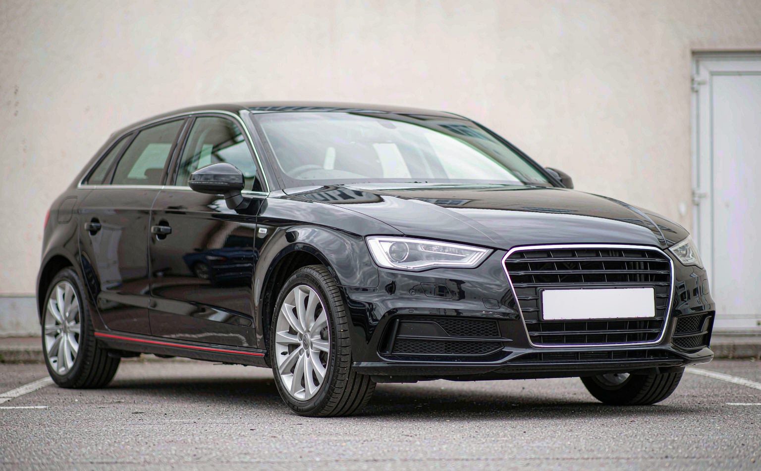 Home 2015 Audi A3 Sportback SE used hatchback for sale