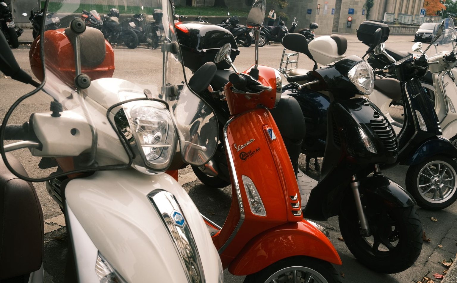 10 aprilia sr 50 10 aprilia sr 50
